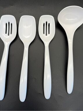 4 Vintage Hutzler Melamine Kitchen Utensils White Spoons & Soup Ladle 7.25” Long